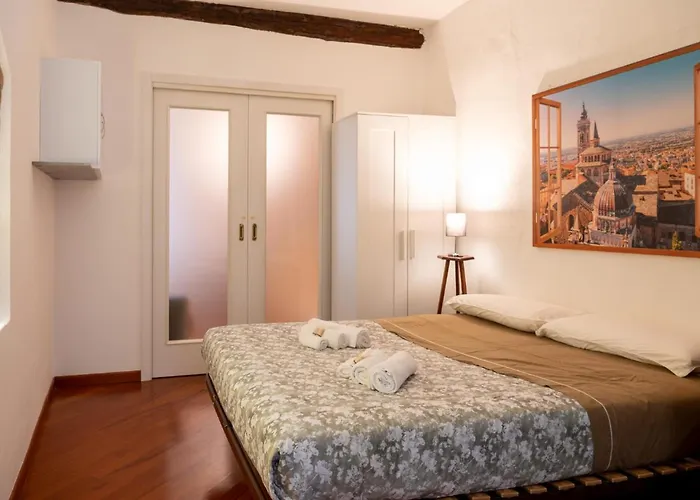 アパート Alta - Charm & History